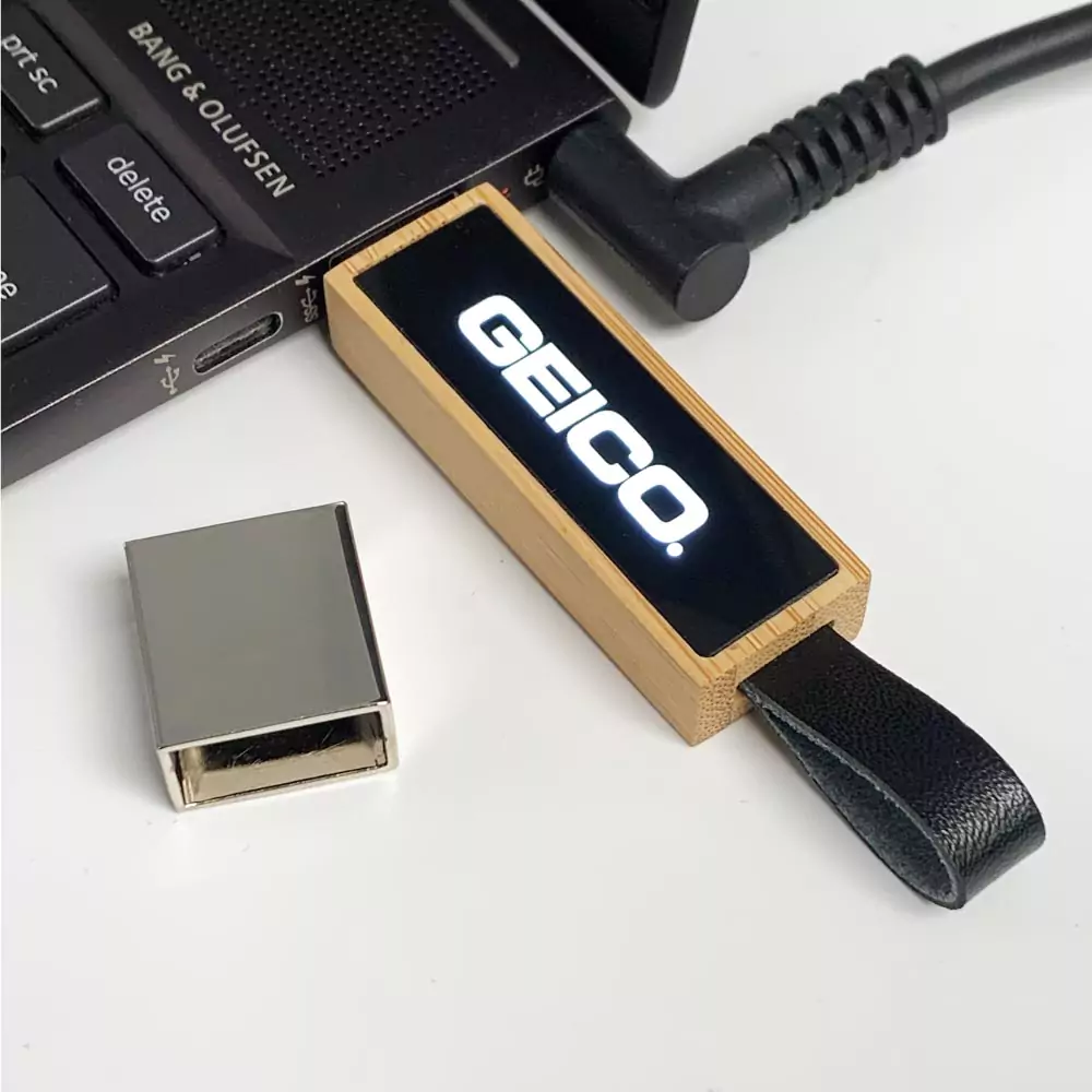 Bamboo-LED-Logo-USB-77-BM-Sample-2.webp