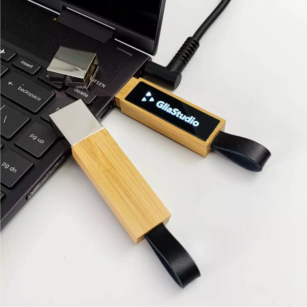 Bamboo-LED-Logo-USB-77-BM-Sample.webp